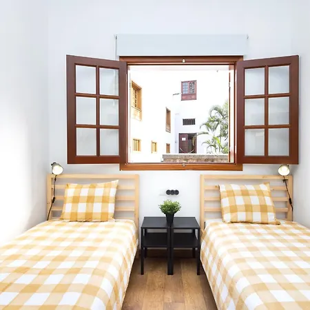 Secret Garden In The Heart Of Apartamento *